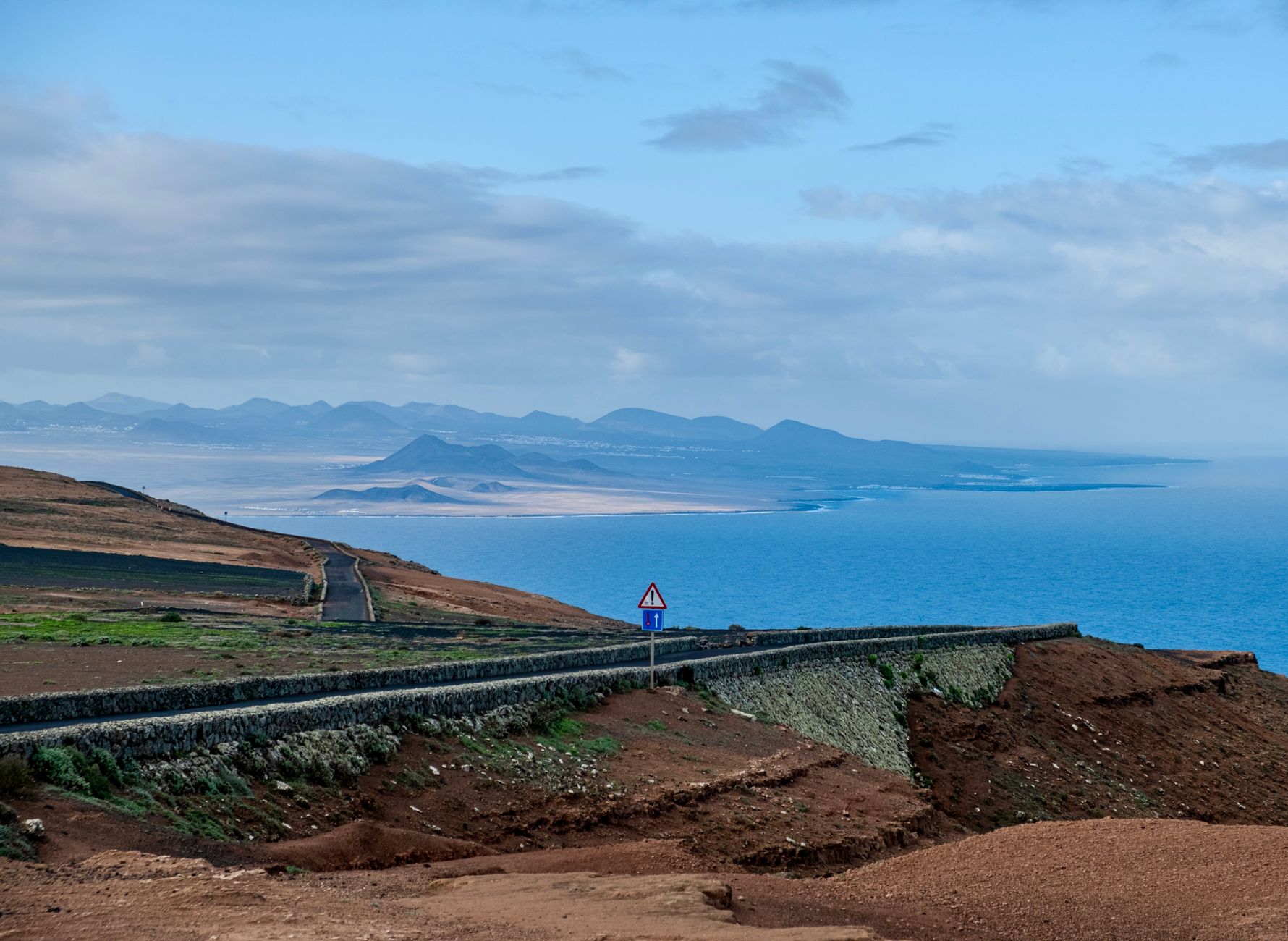Flughafentransfer Fuerteventura: Taxi, Bus oder Mietwagen?